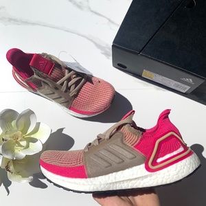 adidas | Ultraboost 19